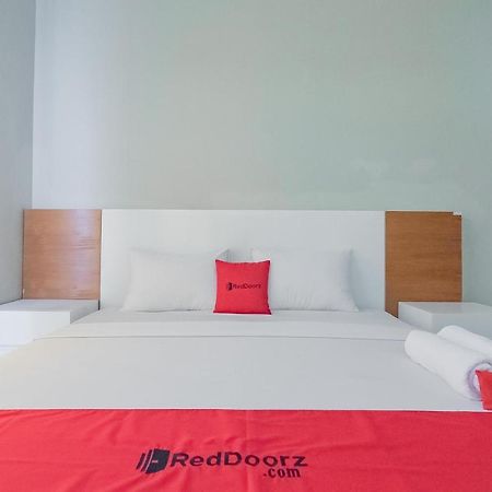 Reddoorz Resort Syariah Near D'Castello Ciater Субанг Экстерьер фото