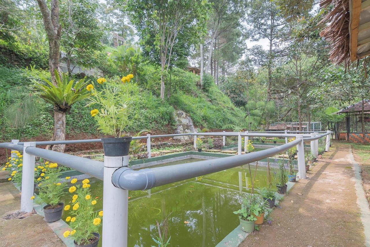 Reddoorz Resort Syariah Near D'Castello Ciater Субанг Экстерьер фото