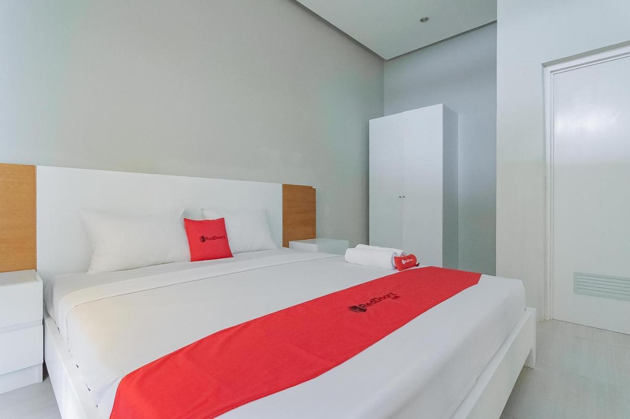 Reddoorz Resort Syariah Near D'Castello Ciater Субанг Экстерьер фото