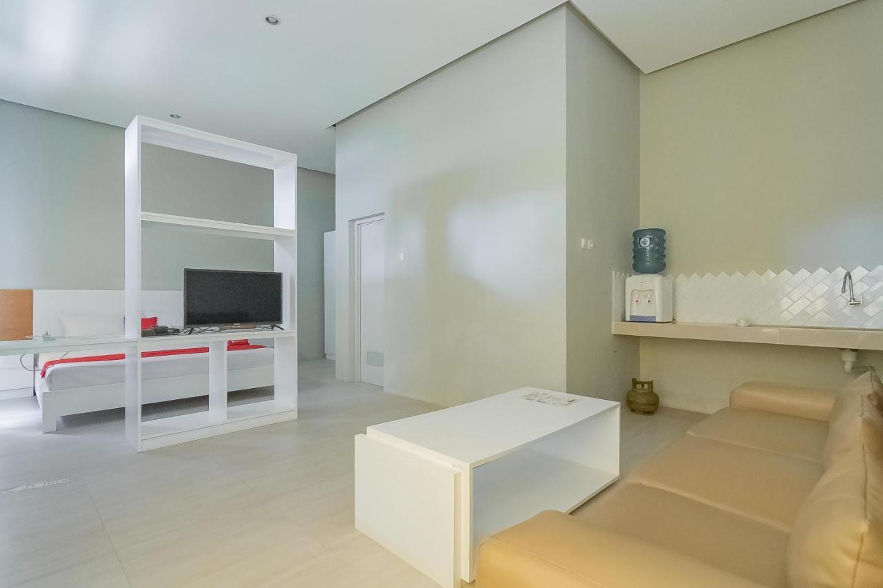 Reddoorz Resort Syariah Near D'Castello Ciater Субанг Экстерьер фото